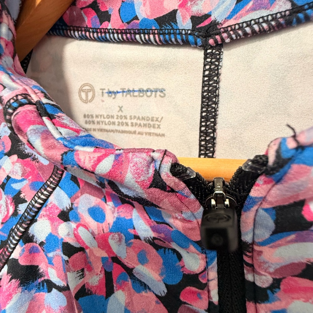 T by Talbots Women's Top Activewear Running Workout, 1/4 Zip, Floral Pink size X - Picture 3 of 8